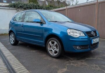 VW Polo 121.000 km 2.800 &euro; Eschweiler 52249