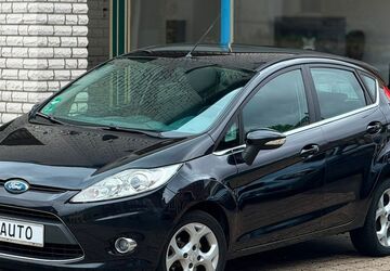 Ford Fiesta 85.000 km 5.299 &euro; Langerwehe 52379