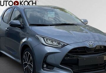 Toyota Yaris 2.000 km 25.990 &euro; Eschweiler 52249